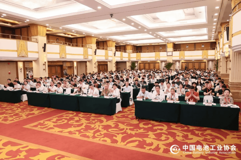 闽华集团获评中国电池工业协会副理事长单位！ (2)